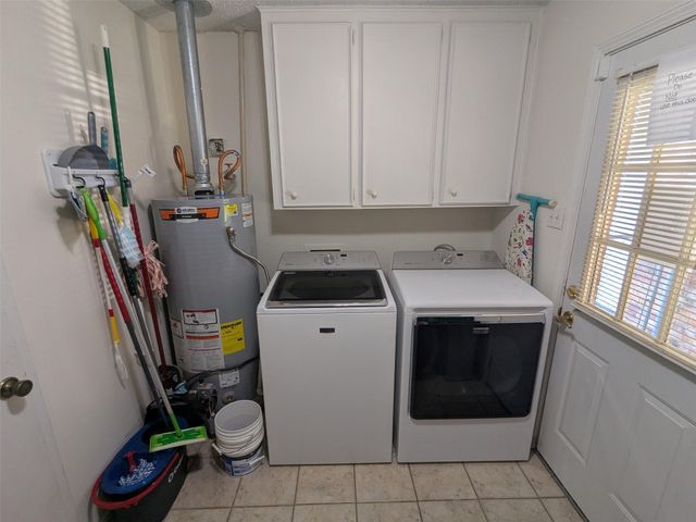 219 Hill Drive, Liberty, TX 77575