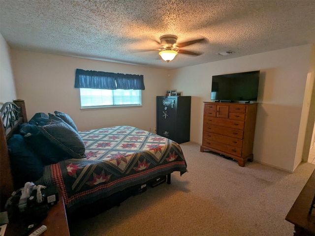 219 Hill Drive, Liberty, TX 77575