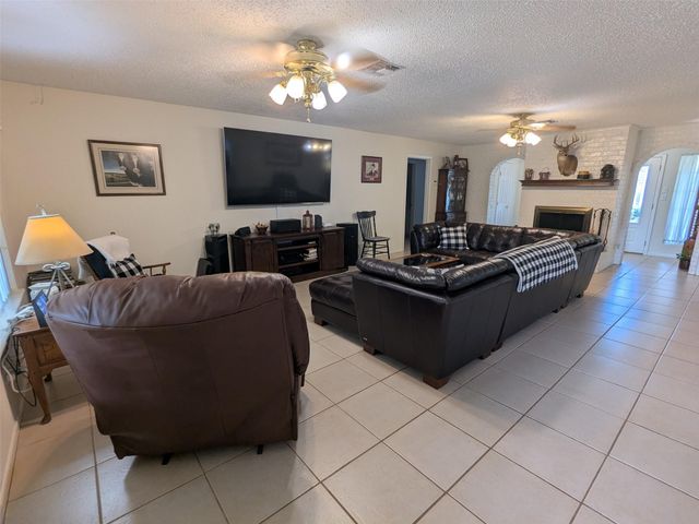 219 Hill Drive, Liberty, TX 77575