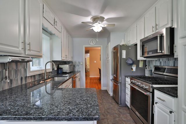 306 Pinney Drive, Worthington, OH 43085