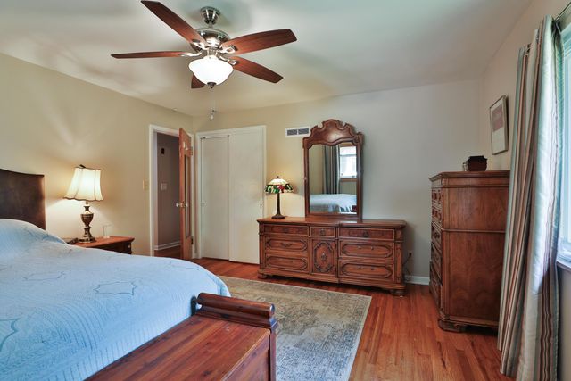 306 Pinney Drive, Worthington, OH 43085