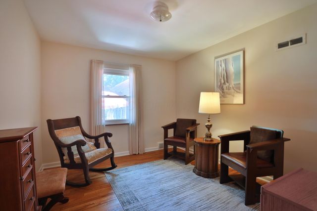 306 Pinney Drive, Worthington, OH 43085