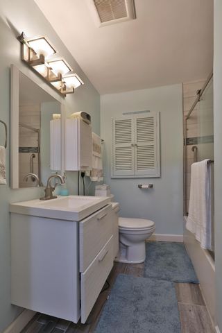 306 Pinney Drive, Worthington, OH 43085
