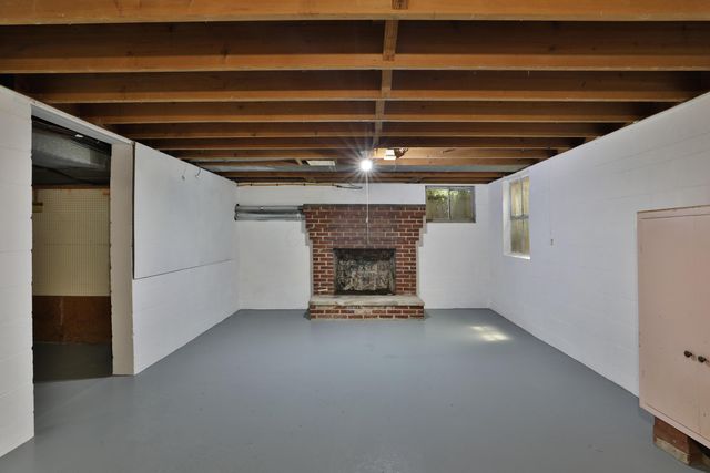306 Pinney Drive, Worthington, OH 43085