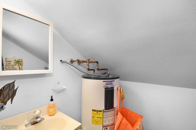 13534 Maple Road, Lake Park, MN 56554