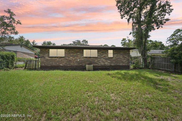 4419 CROSSBOW Road, Jacksonville, FL 32208