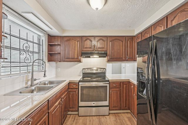 4419 CROSSBOW Road, Jacksonville, FL 32208