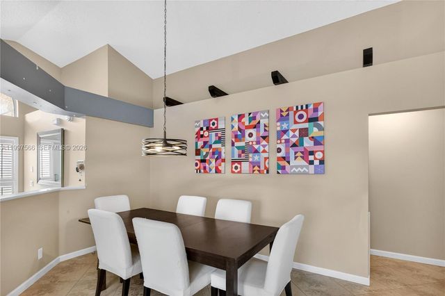 290 NW 116th Ter, Coral Springs, FL 33071