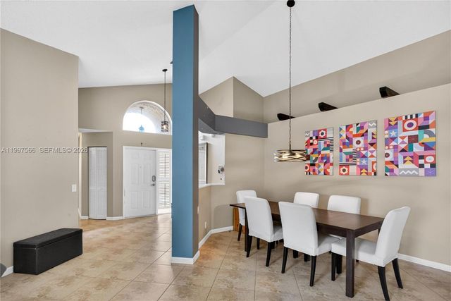 290 NW 116th Ter, Coral Springs, FL 33071