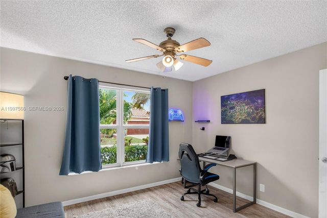 290 NW 116th Ter, Coral Springs, FL 33071