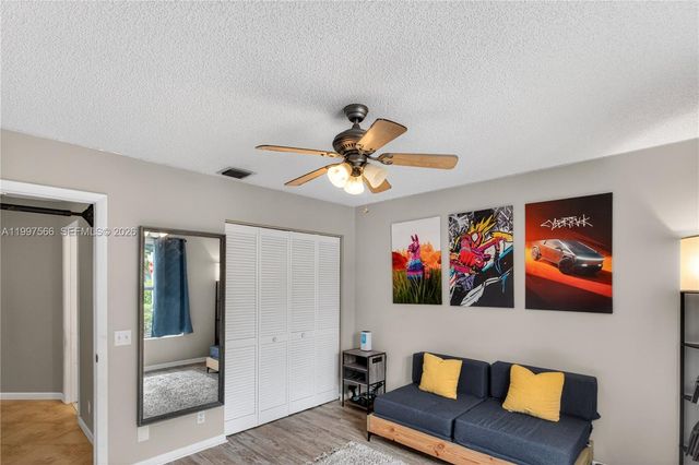 290 NW 116th Ter, Coral Springs, FL 33071