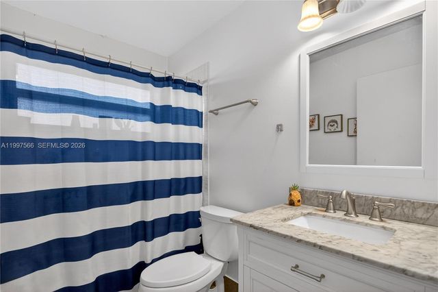 290 NW 116th Ter, Coral Springs, FL 33071