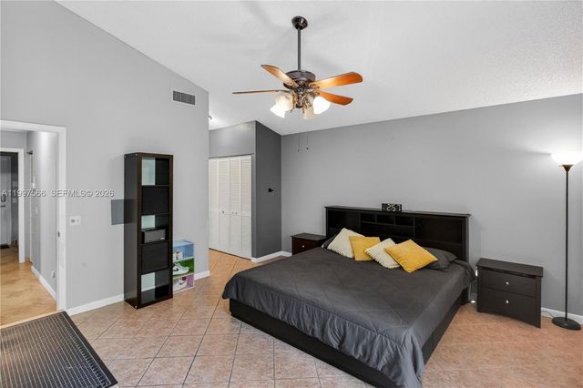 290 NW 116th Ter, Coral Springs, FL 33071