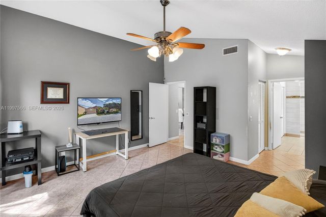 290 NW 116th Ter, Coral Springs, FL 33071