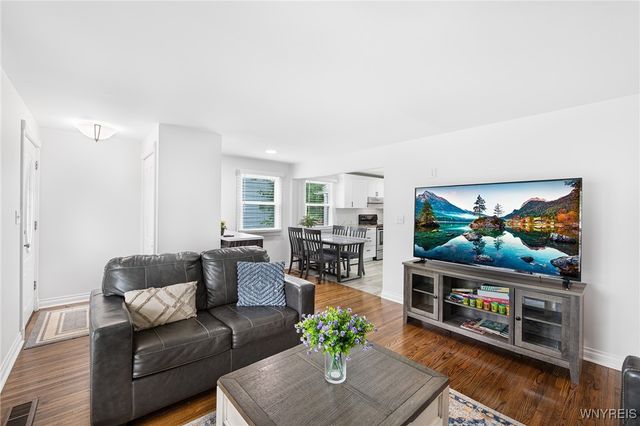 150 Meadow Lea Drive, Amherst, NY 14226