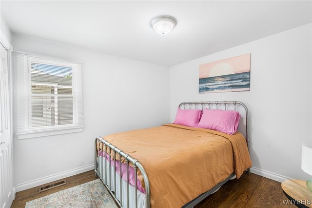 150 Meadow Lea Drive, Amherst, NY 14226