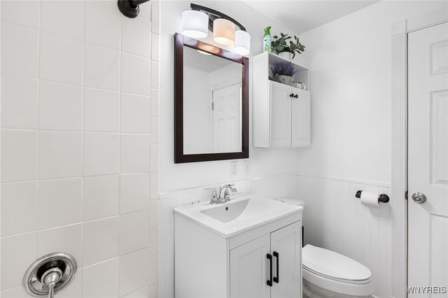 150 Meadow Lea Drive, Amherst, NY 14226