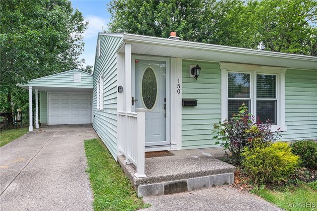 150 Meadow Lea Drive, Amherst, NY 14226