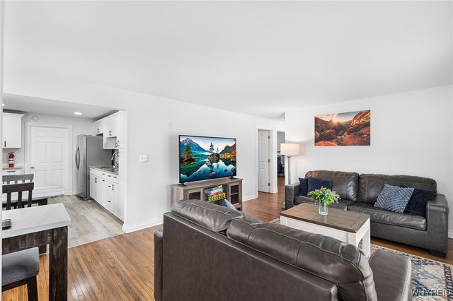 150 Meadow Lea Drive, Amherst, NY 14226