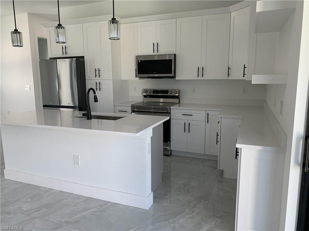 442 Redwing ST, LEHIGH ACRES, FL 33974 — photo 5