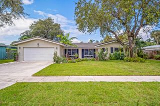 127 SW 7 Avenue, Boca Raton, FL 33486