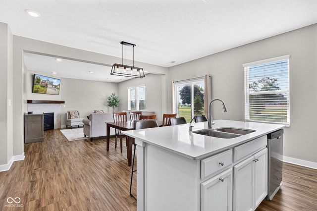 16411 Sedalia Drive, Fishers, IN 46040