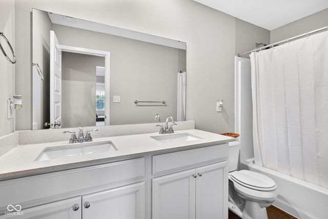 16411 Sedalia Drive, Fishers, IN 46040