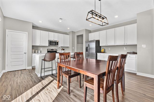 16411 Sedalia Drive, Fishers, IN 46040