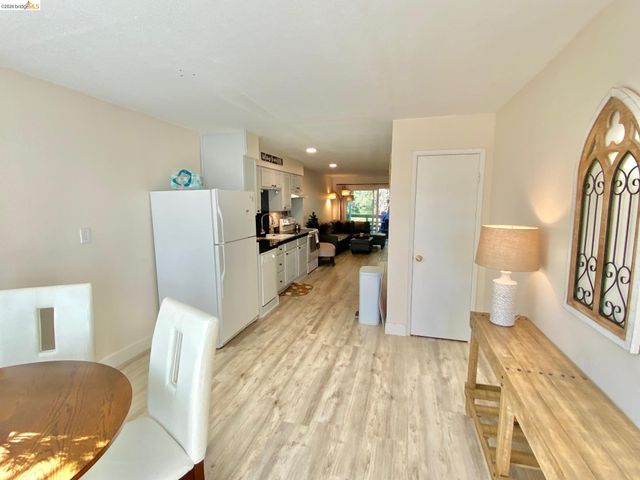 19096 Dyer Ct 2, Groveland, CA 95321