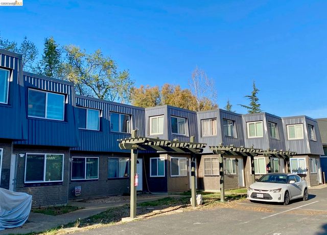 19096 Dyer Ct 2, Groveland, CA 95321