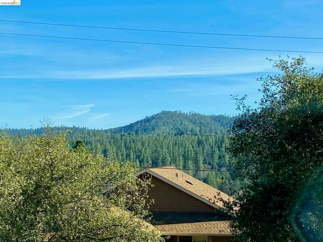 19096 Dyer Ct 2, Groveland, CA 95321