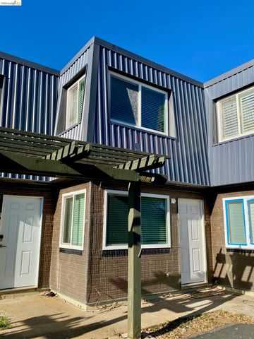 19096 Dyer Ct 2, Groveland, CA 95321