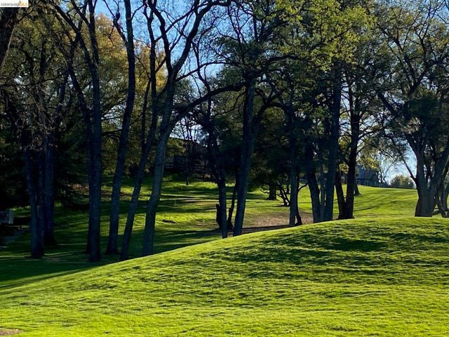 19096 Dyer Ct 2, Groveland, CA 95321