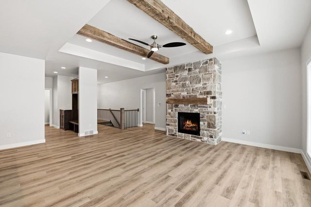 2712 CREEKWOOD CIRCLE, Green Bay, WI 54311