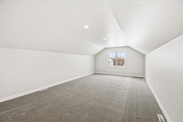 2712 CREEKWOOD CIRCLE, Green Bay, WI 54311