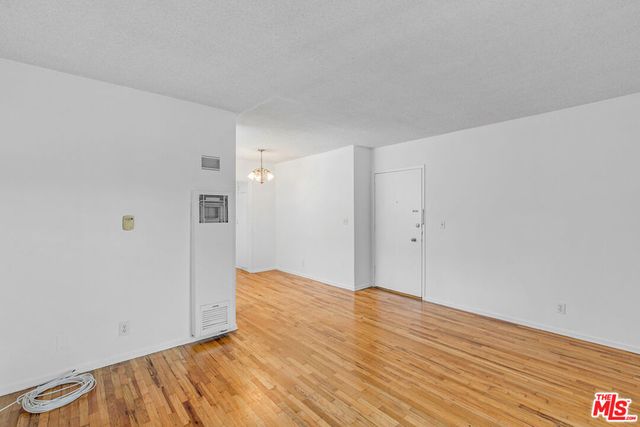 1627 S Bundy Drive 3, Los Angeles, CA 90025