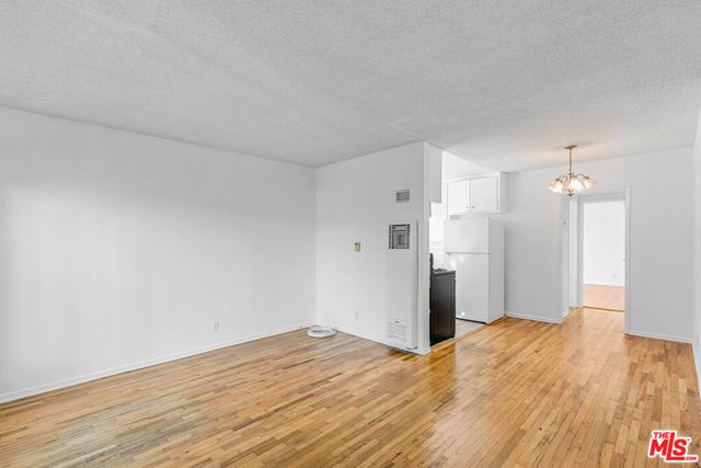 1627 S Bundy Drive 3, Los Angeles, CA 90025