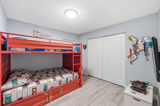 15645 SW 16th Ct, Pembroke Pines, FL 33027
