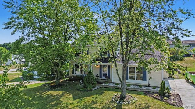 1809 Poppleton Drive, West Bloomfield Charter Township, MI 48324