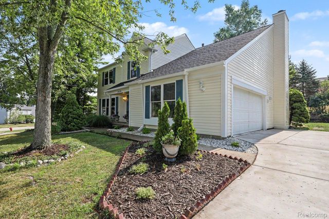 1809 Poppleton Drive, West Bloomfield Charter Township, MI 48324