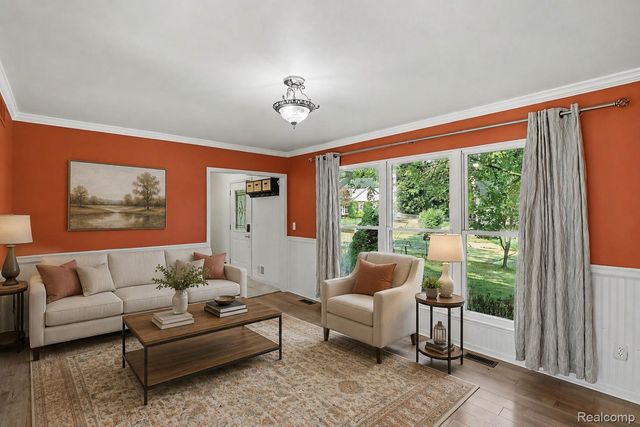 1809 Poppleton Drive, West Bloomfield Charter Township, MI 48324