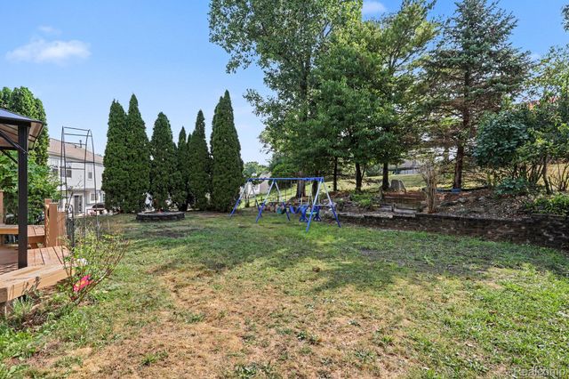 1809 Poppleton Drive, West Bloomfield Charter Township, MI 48324