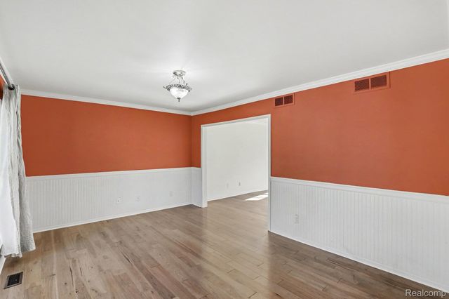 1809 Poppleton Drive, West Bloomfield Charter Township, MI 48324