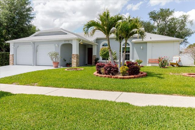 8112 GOLDEN BEAR LOOP, Port Richey, FL 34668