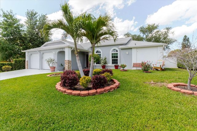 8112 GOLDEN BEAR LOOP, Port Richey, FL 34668