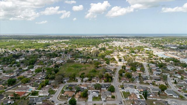 8112 GOLDEN BEAR LOOP, Port Richey, FL 34668