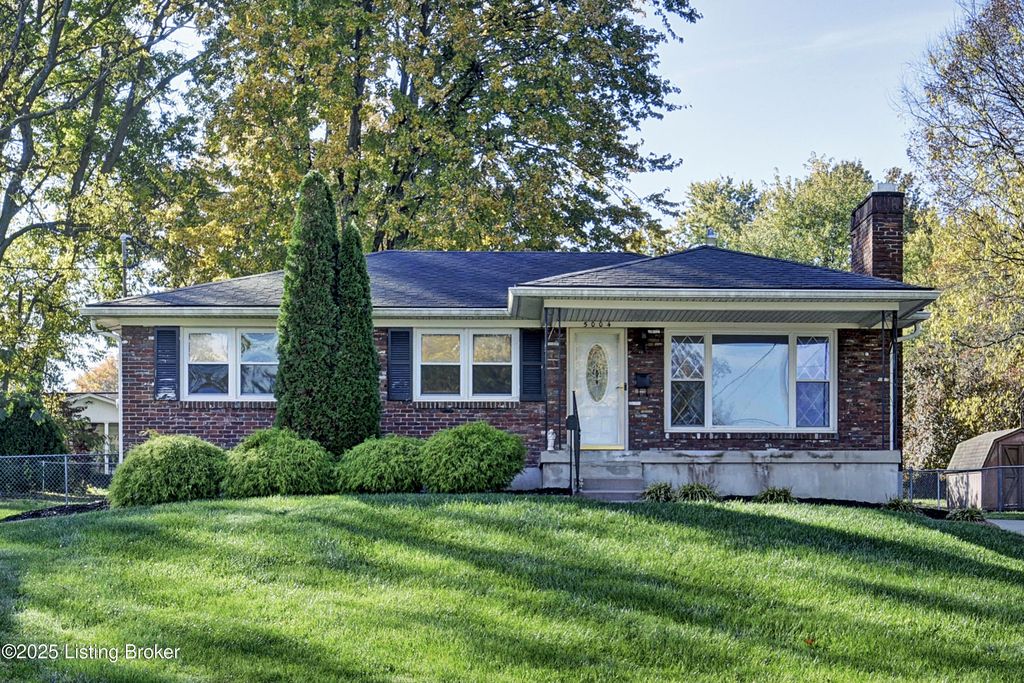 5004 Cedar Brook Ct, Louisville, KY 40219