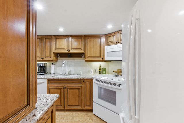 6043 Bayview Drive 6043, Fort Lauderdale, FL 33308