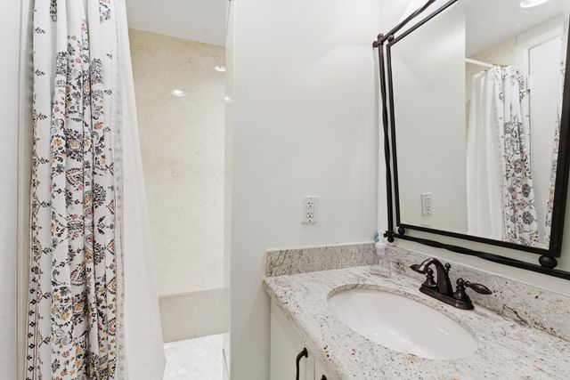 6043 Bayview Drive 6043, Fort Lauderdale, FL 33308