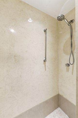 6043 Bayview Drive 6043, Fort Lauderdale, FL 33308